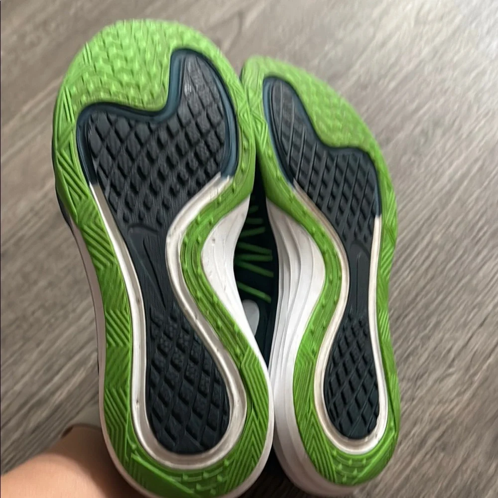 Nike‎ Blue and Green Athletic Shoes with Mesh Design